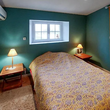 Dom wakacyjny Cozy In Doulezon