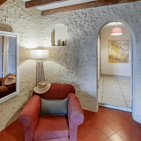 Dom wakacyjny Cozy In Doulezon
