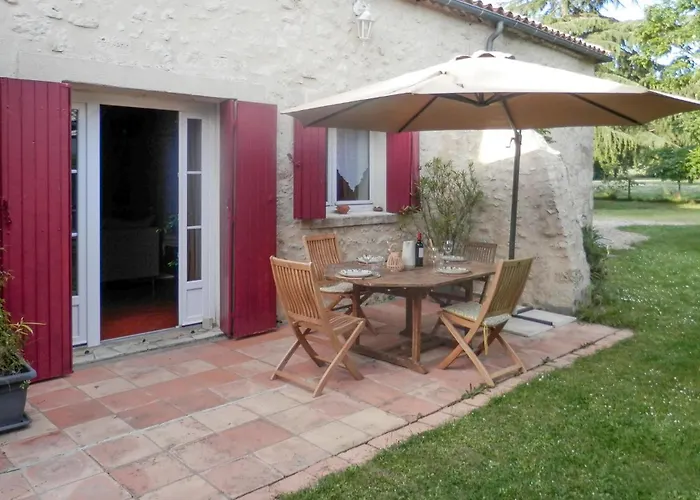 Awesome In Vakantiehuis Doulezon