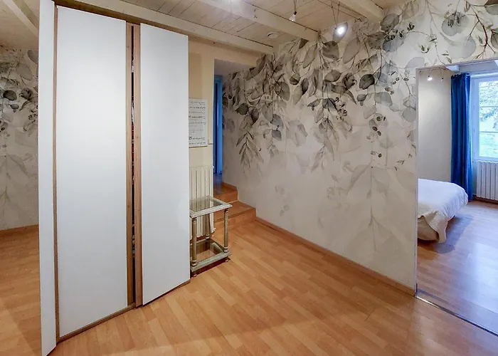 Vakantiehuis Awesome In *